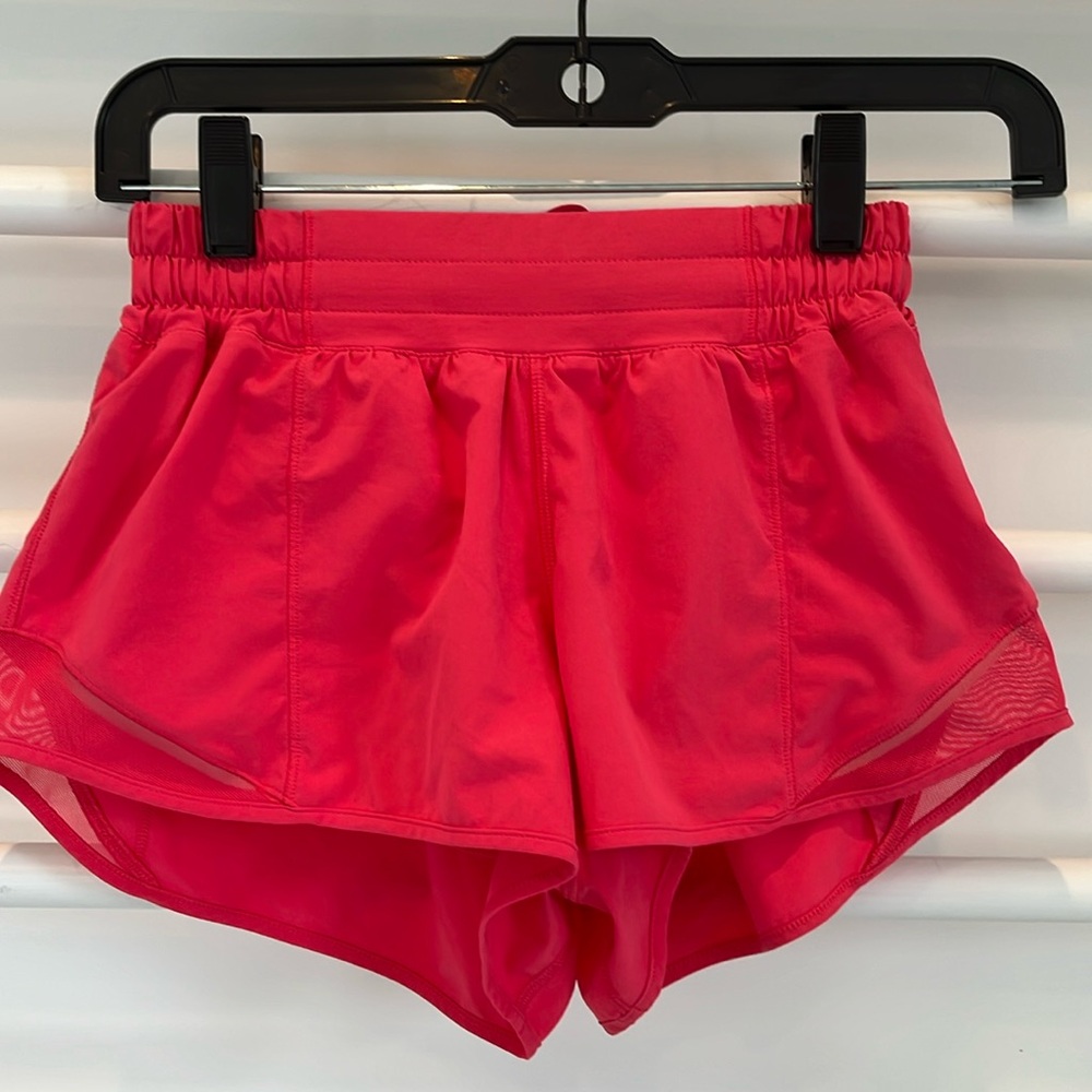 Lululemon Hotty hot shorts